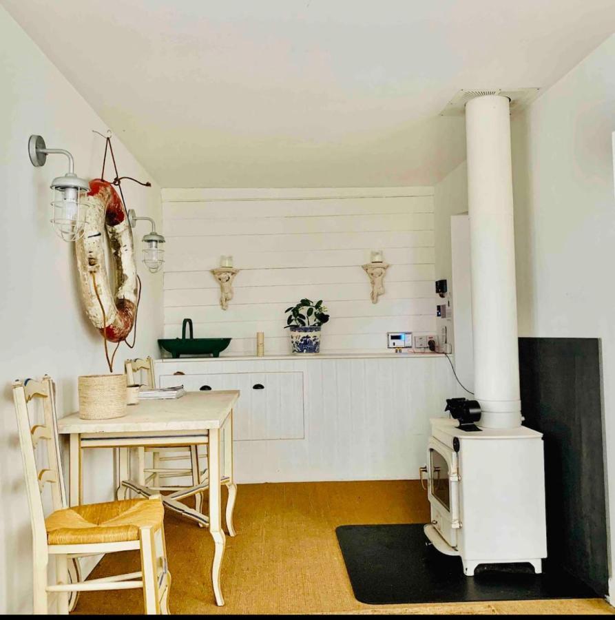 A Unique, Off-Grid Eco Friendly Beach House. Wolferton  Eksteriør bilde
